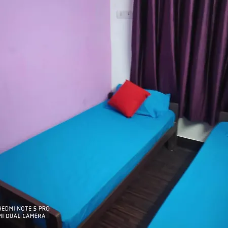 The Coloursinn Home Stays Chennai Exterior photo